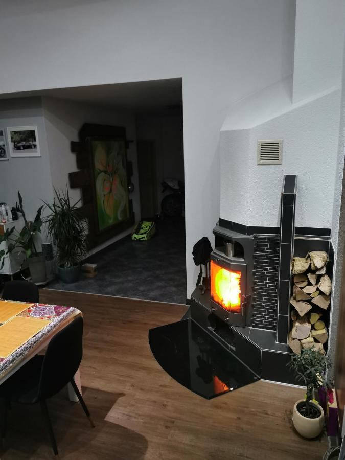 Haus Mit Schoener Aussicht Wg Münsingen Exterior foto